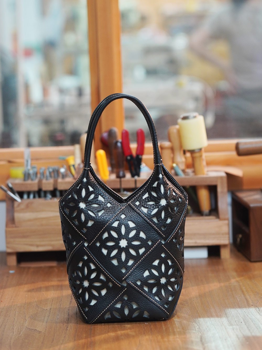 Window flower basket - Image 6